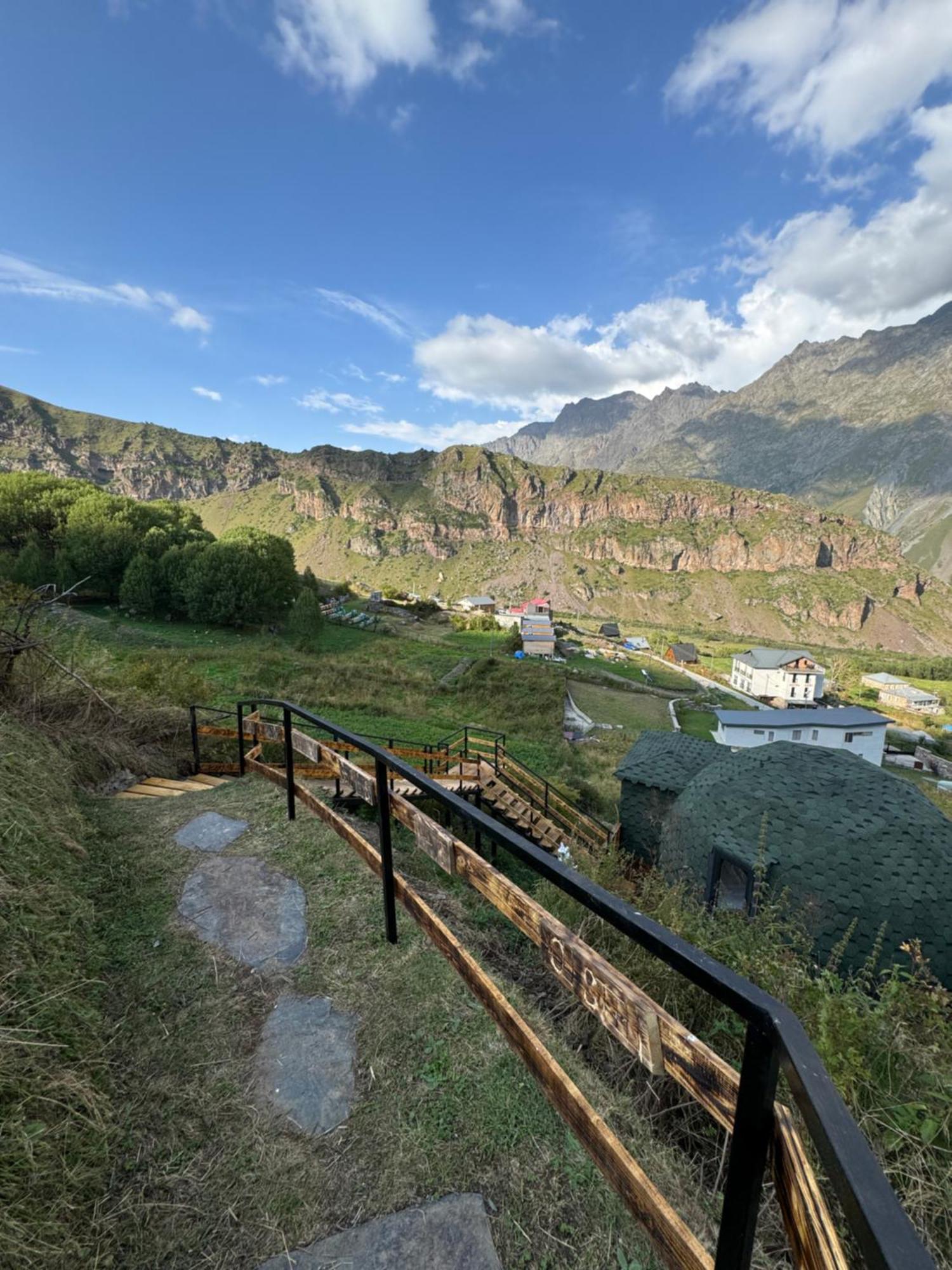 Glamping Emerald Казбеги Экстерьер фото
